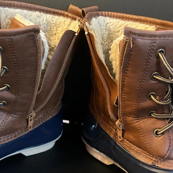 Stylish Brown and Blue Women's Winter Boots - Picture 3 of 5